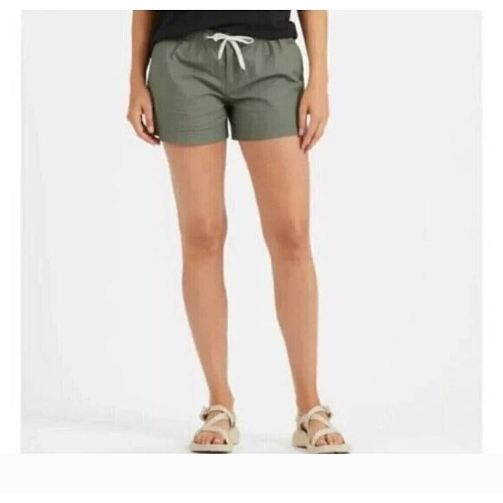 Vuori Women Ripstop Shorts S 3.5"